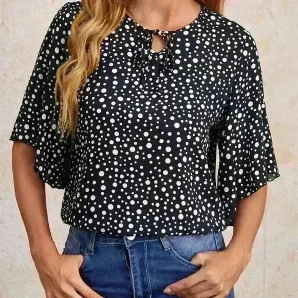 Emery Rose Size LG batwing sleeved blouse keyhole tie front navy/white dots - Picture 1 of 5